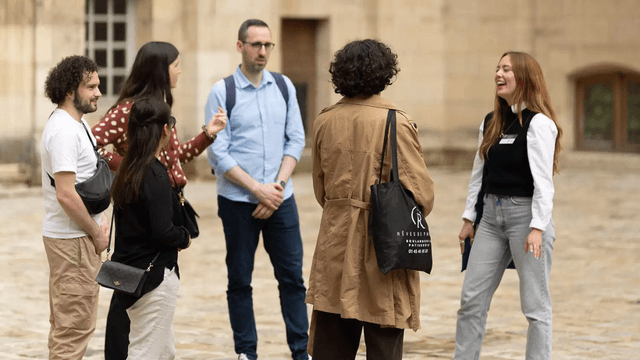 Visite distillerie de cognac à pied (1h)